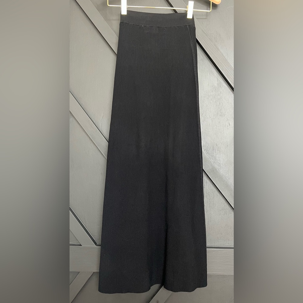 NWOT Nicholas Gisele Skirt with Gold Chain Accent in Black, Size XS - Picture 5 of 8